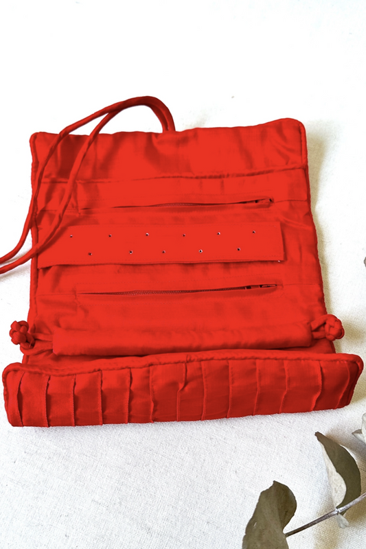 SILK JEWELLERY ROLL RED