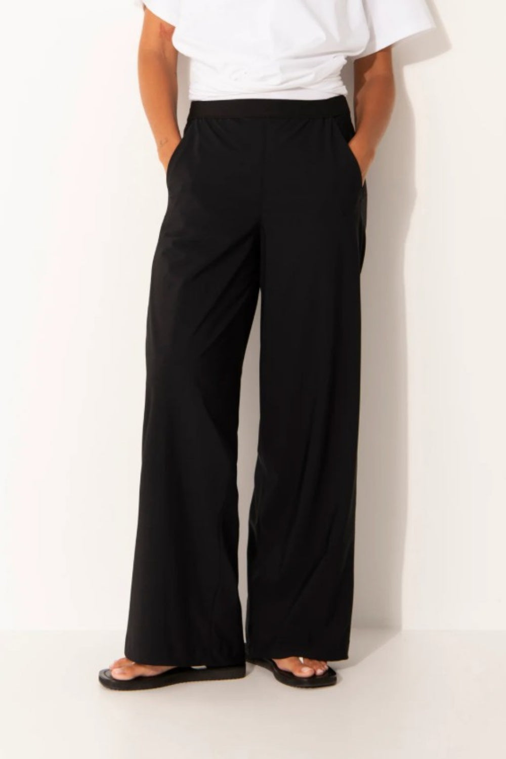LOUNGE THE LABEL ROATAN PANT BLACK