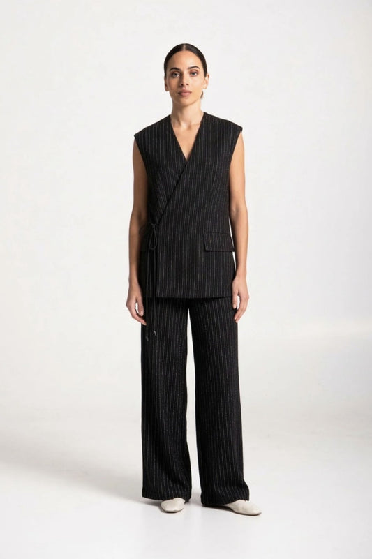 LOUNGE THE LABEL ROATAN PANT BLACK PINSTRIPE