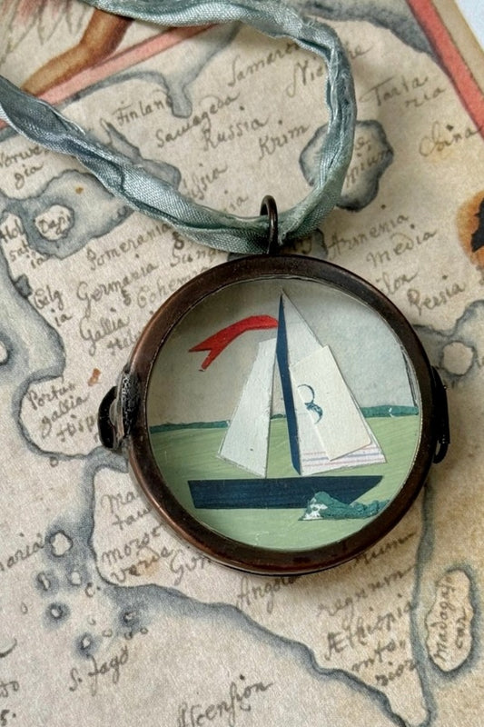 MARIS MIRUM SAIL NO 8 ART LOCKET ORNAMENT