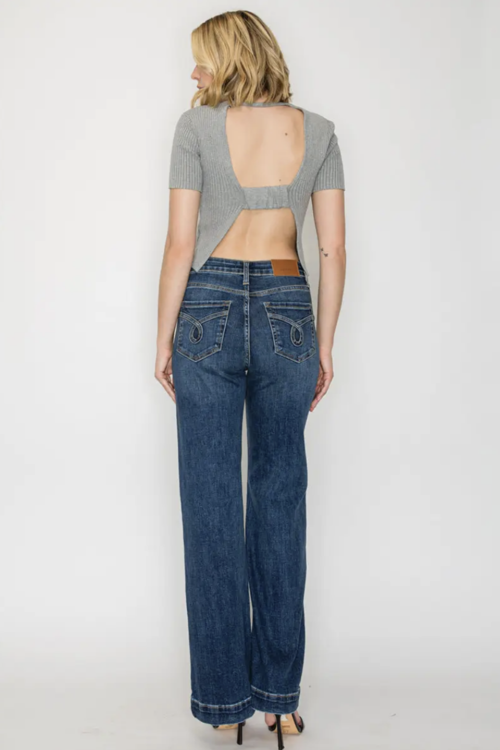 ARTMEMIS VINTAGE HIGH RISE RELAXED JEANS