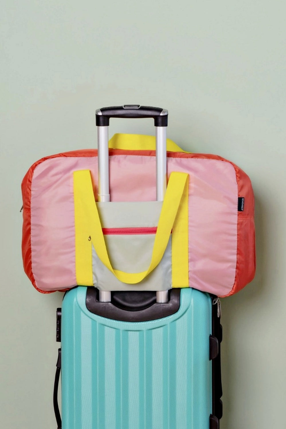 ON YOUR WAY FOLDABLE TRAVEL BAG