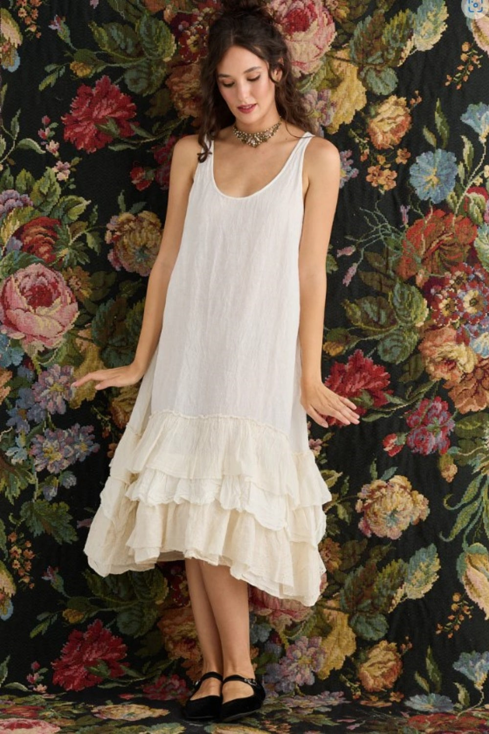 MISS ROSE SISTER VIOLET WATERLILY RUFFLE DRESS CREAM PUFF