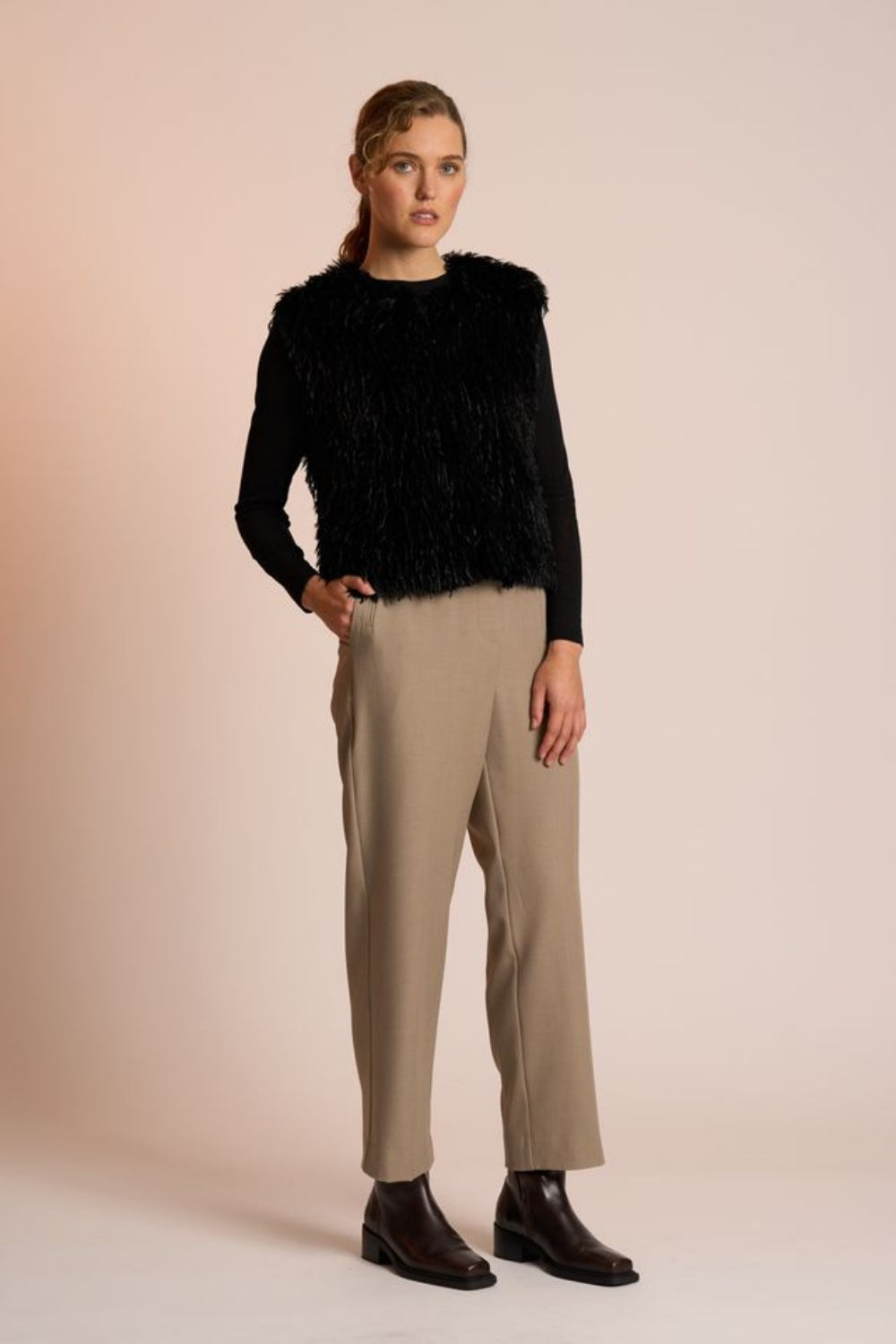 NERIS WILDE GILET BLACK