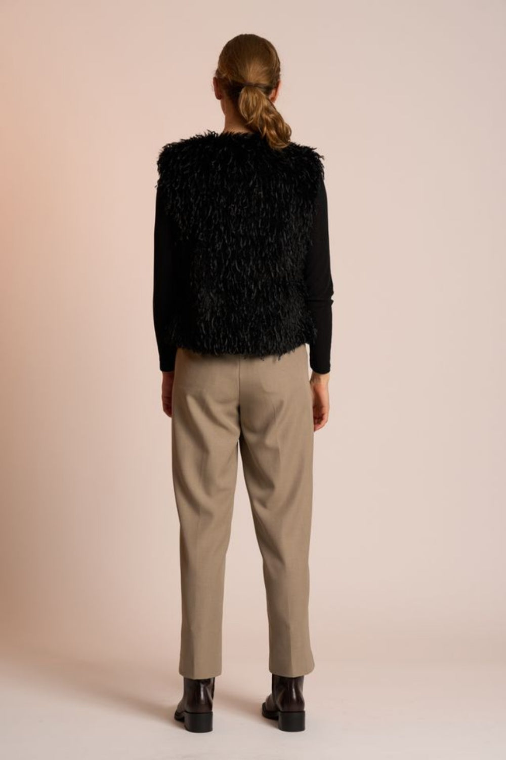 NERIS WILDE GILET BLACK