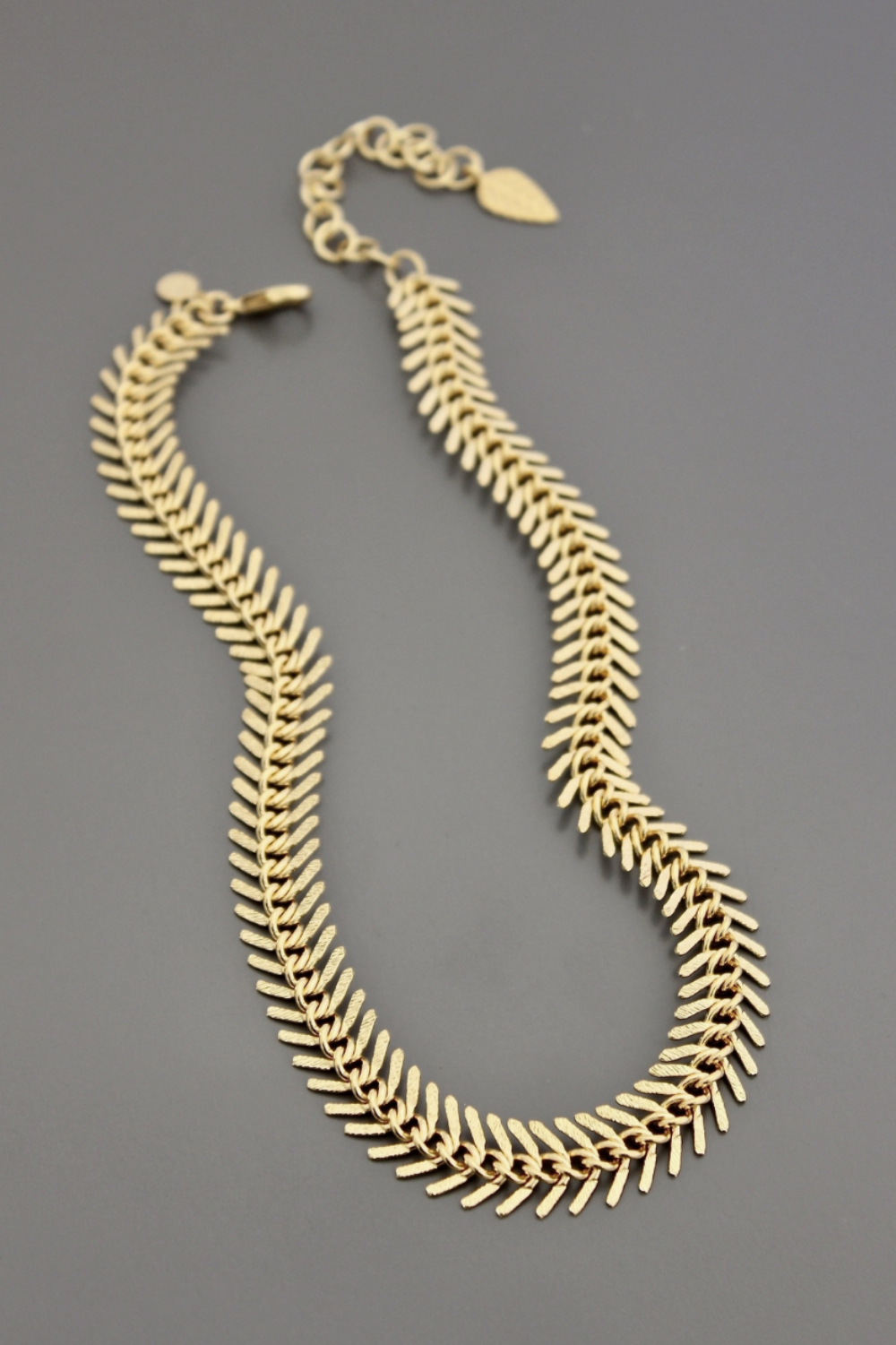 DAVID AUBREY DORIS GOLD PLATED NECKLACE