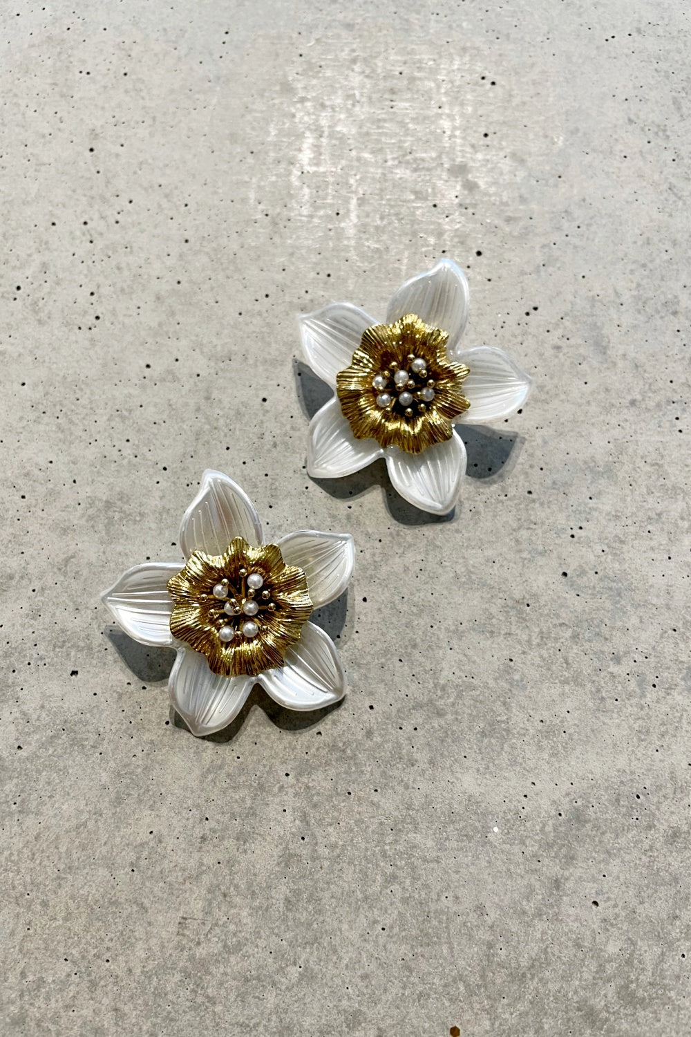 FLEUR DE FLEUR EARRINGS