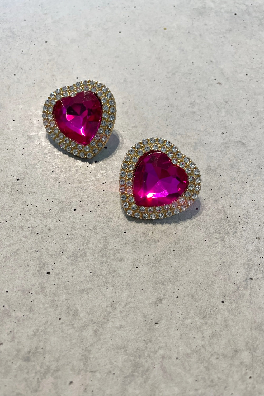 HEARTBREAKER EARRINGS