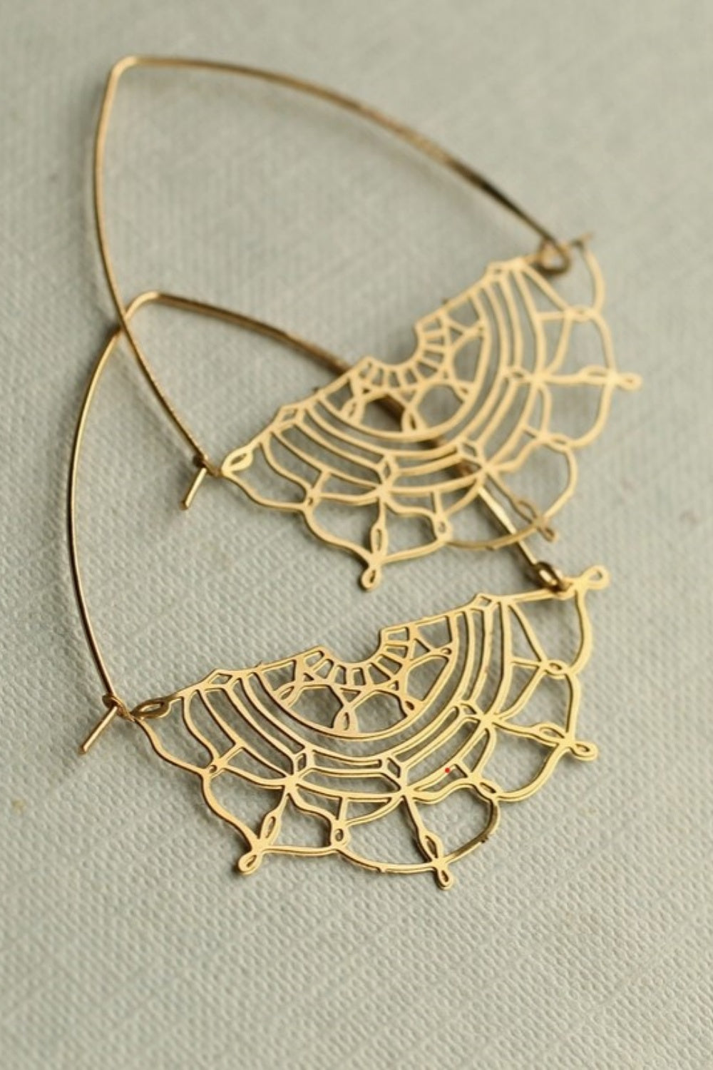 SILK PURSE SOW'S EAR LACE GOLD HOOP EARRINGS