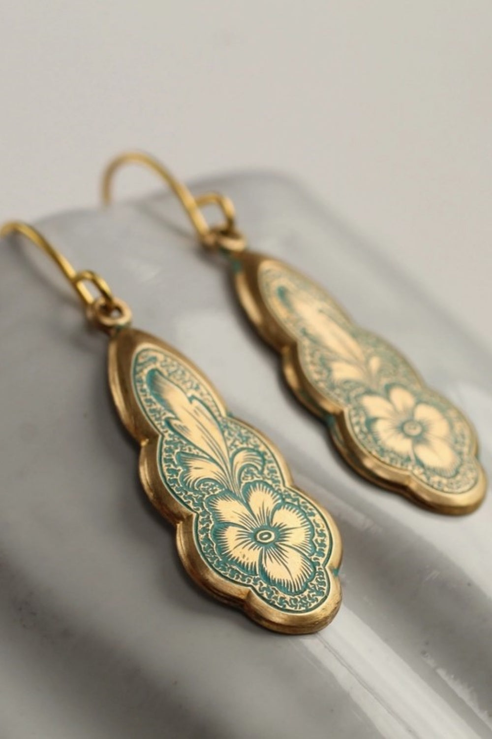 SILK PURSE SOW'S EAR PANSY GOLD GREEN EARRINGS