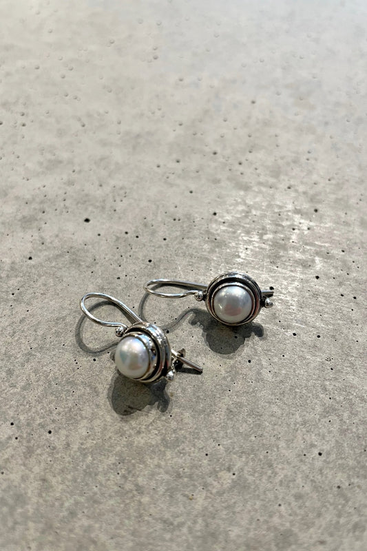 CULTURED PEARL STERLING SILVER EARRINGS