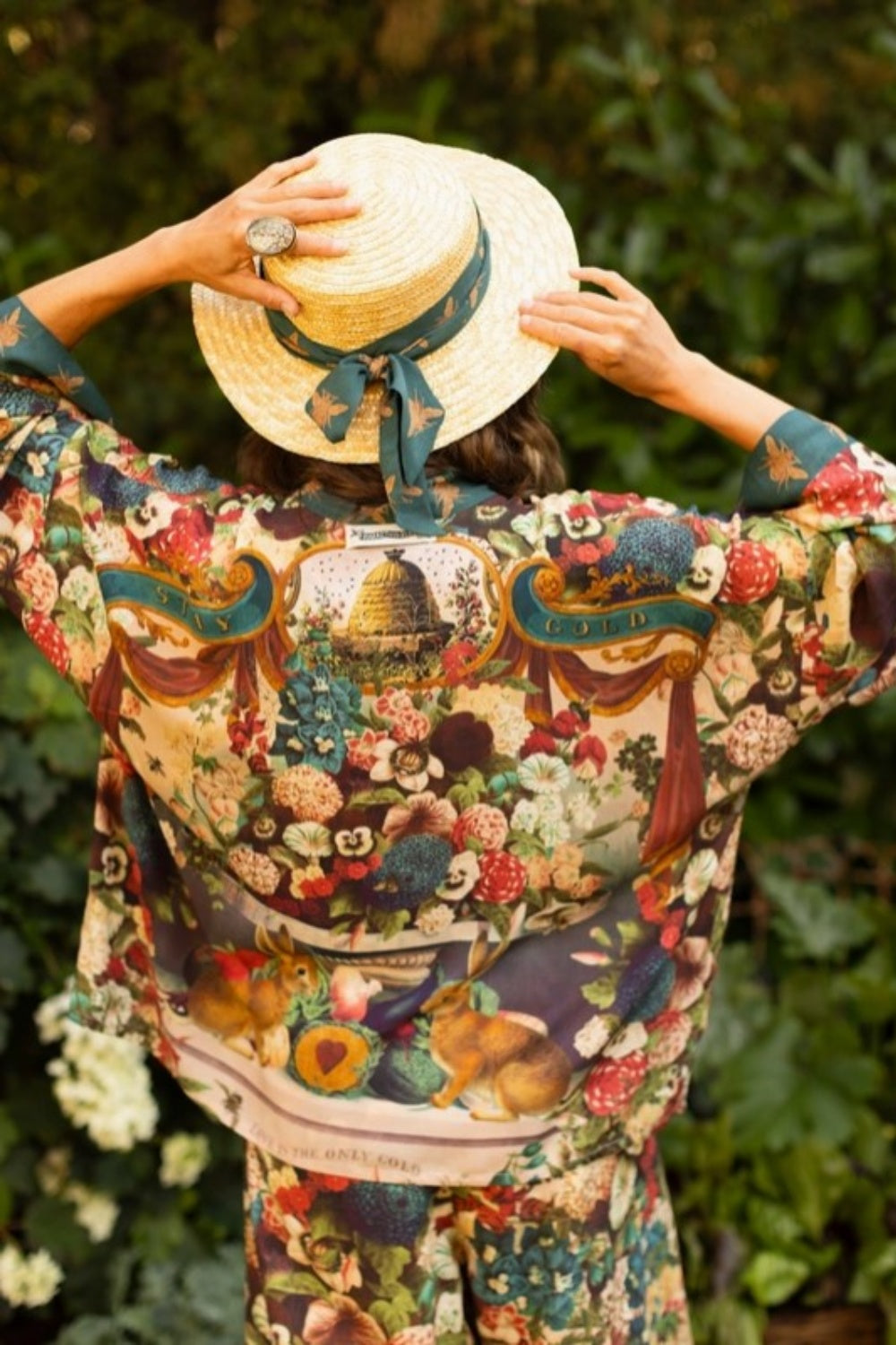 PRE-ORDER MARKET OF STARS STAY GOLD FLORAL CROPPED BAMBOO KIMONO