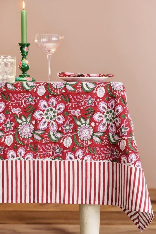 DECK THE HALLS CHRISTMAS TABLECLOTH