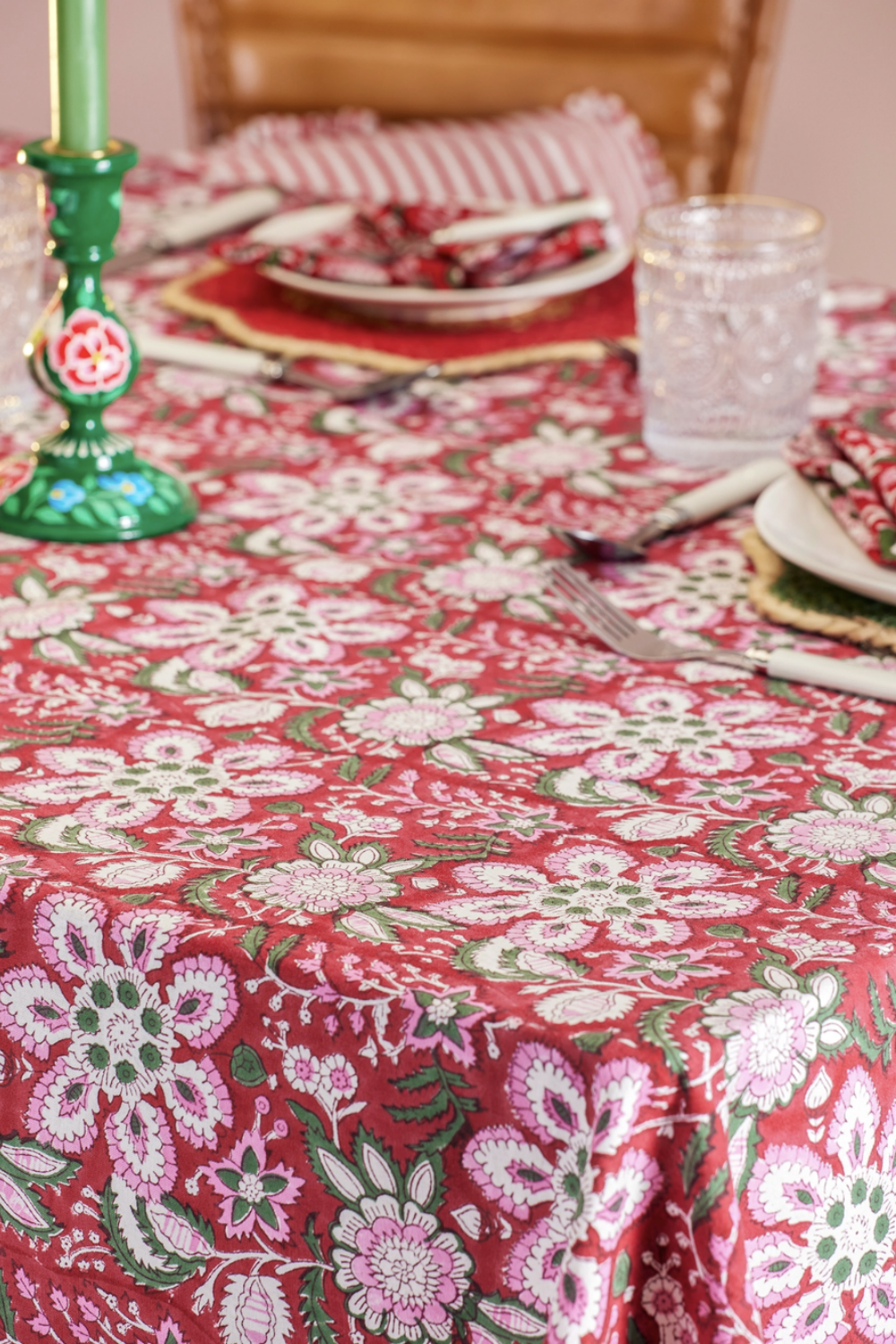DECK THE HALLS CHRISTMAS TABLECLOTH