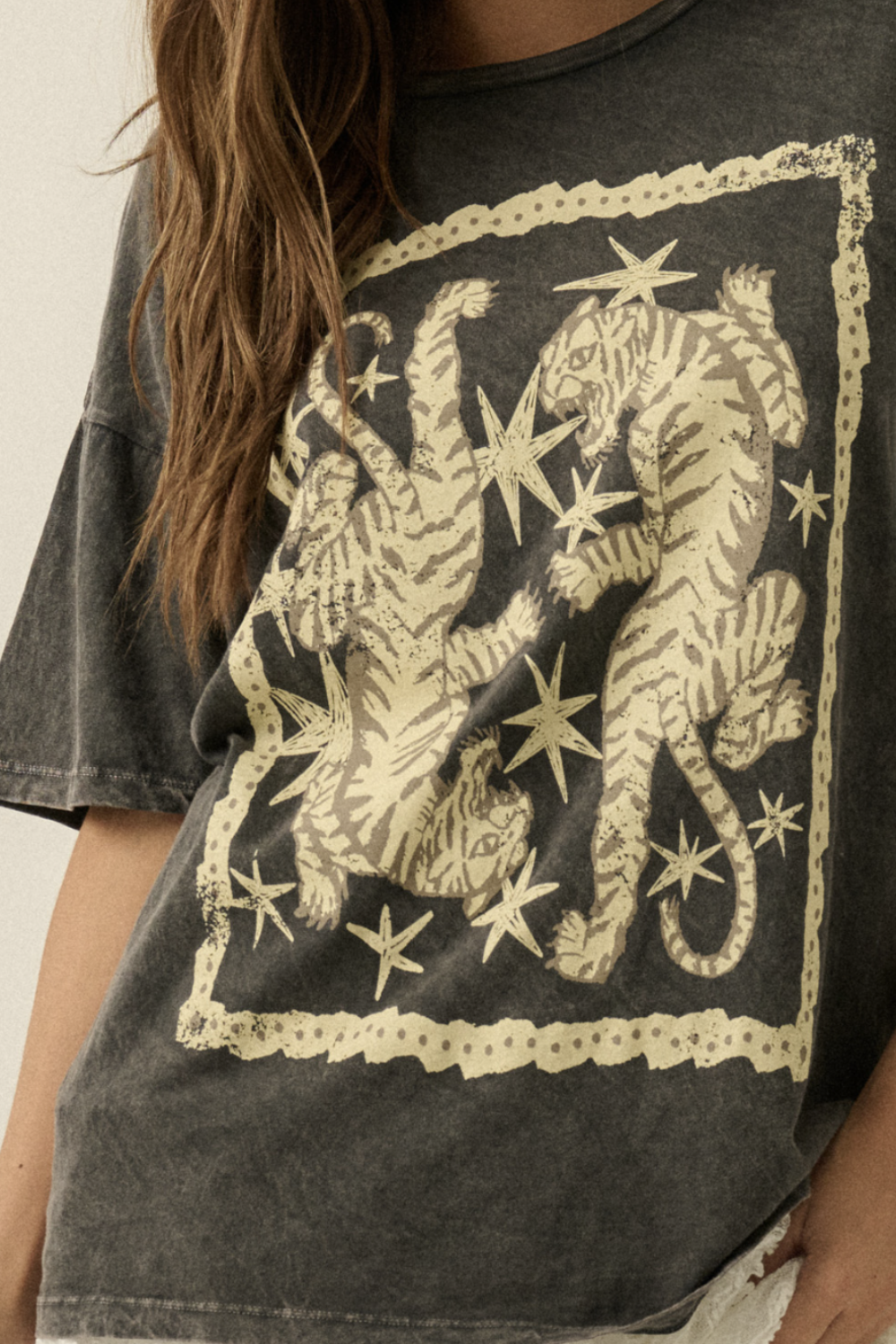 PROMESA VINTAGE TWO TIGERS TEE